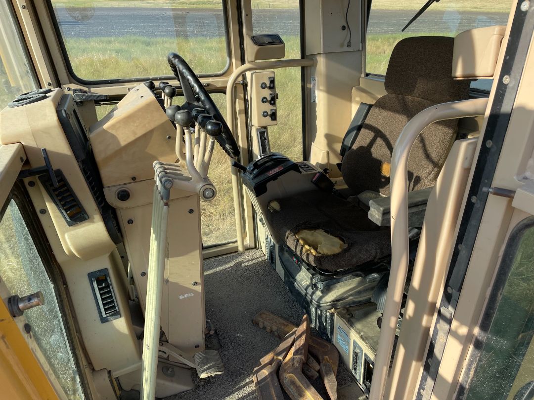 2004 CATERPILLAR 140H VHP Plus - Image 9